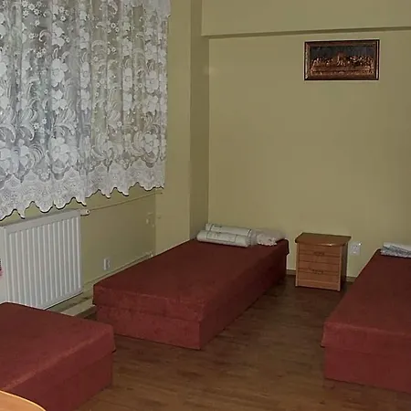 Mhostel