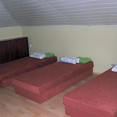 Mhostel
