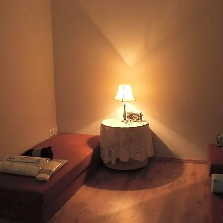 Mhostel
